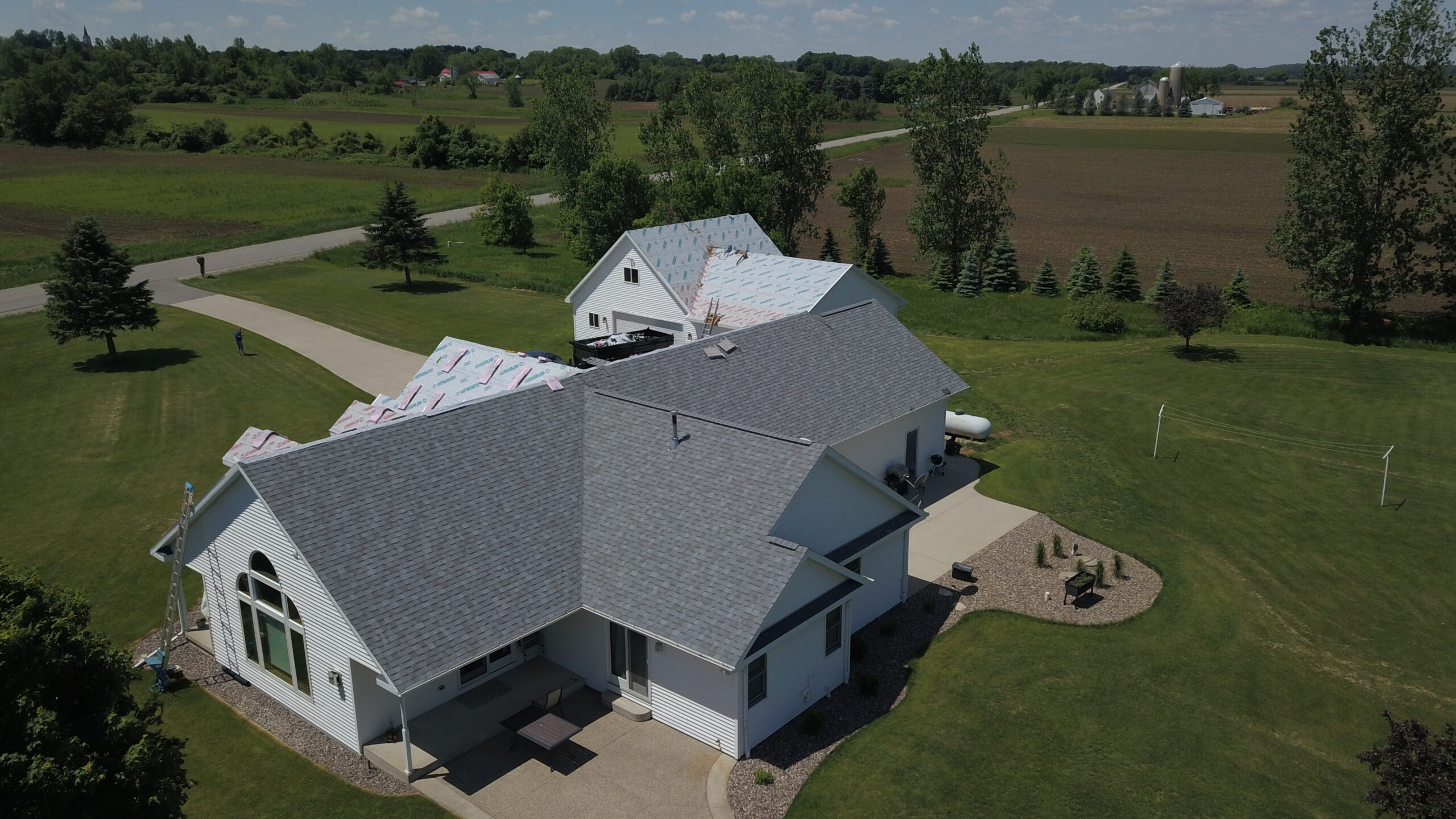 Roof replacement hortonville  quarry gray