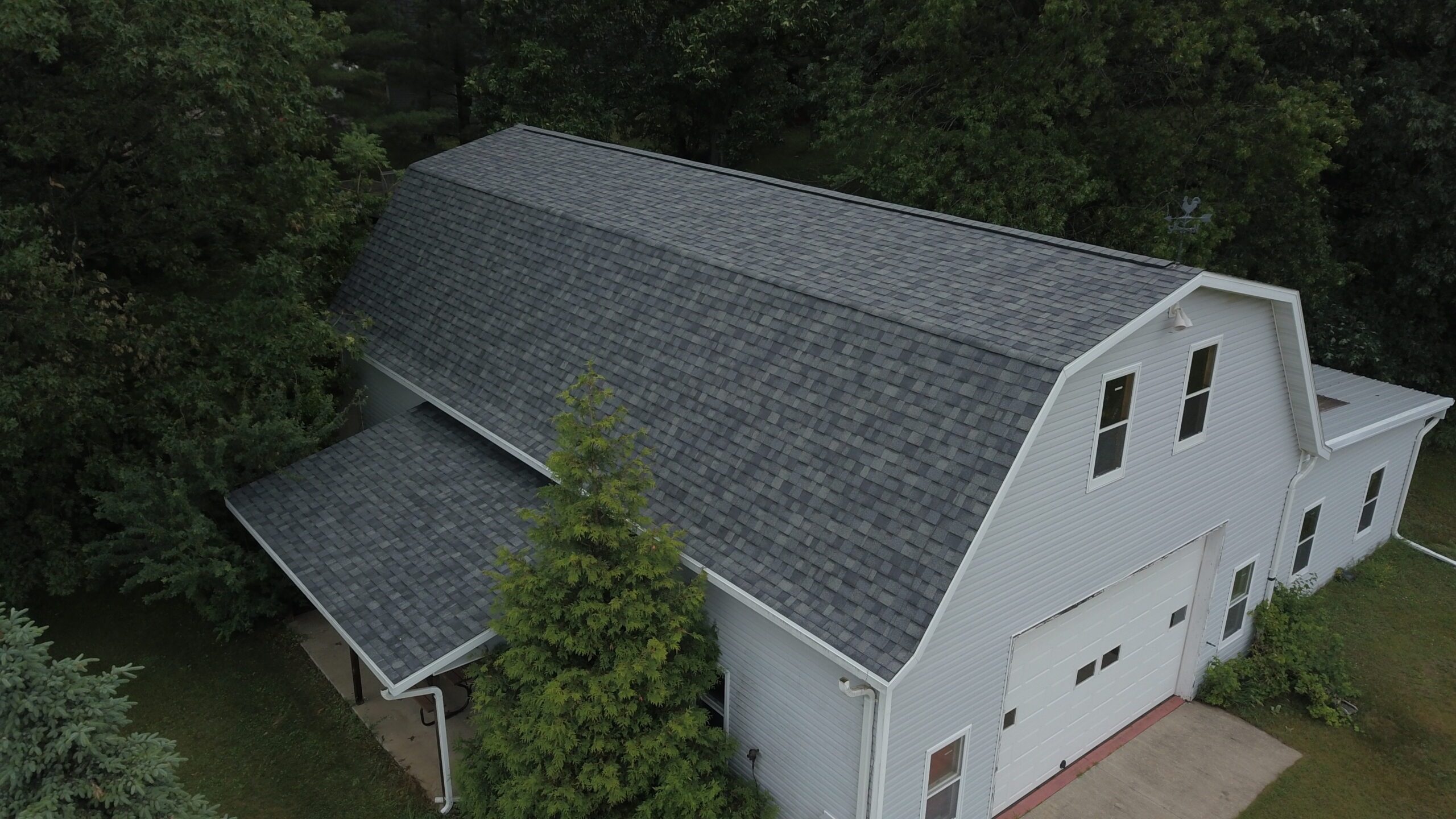 Roof Replacement Hortonville Barn Estate Gray