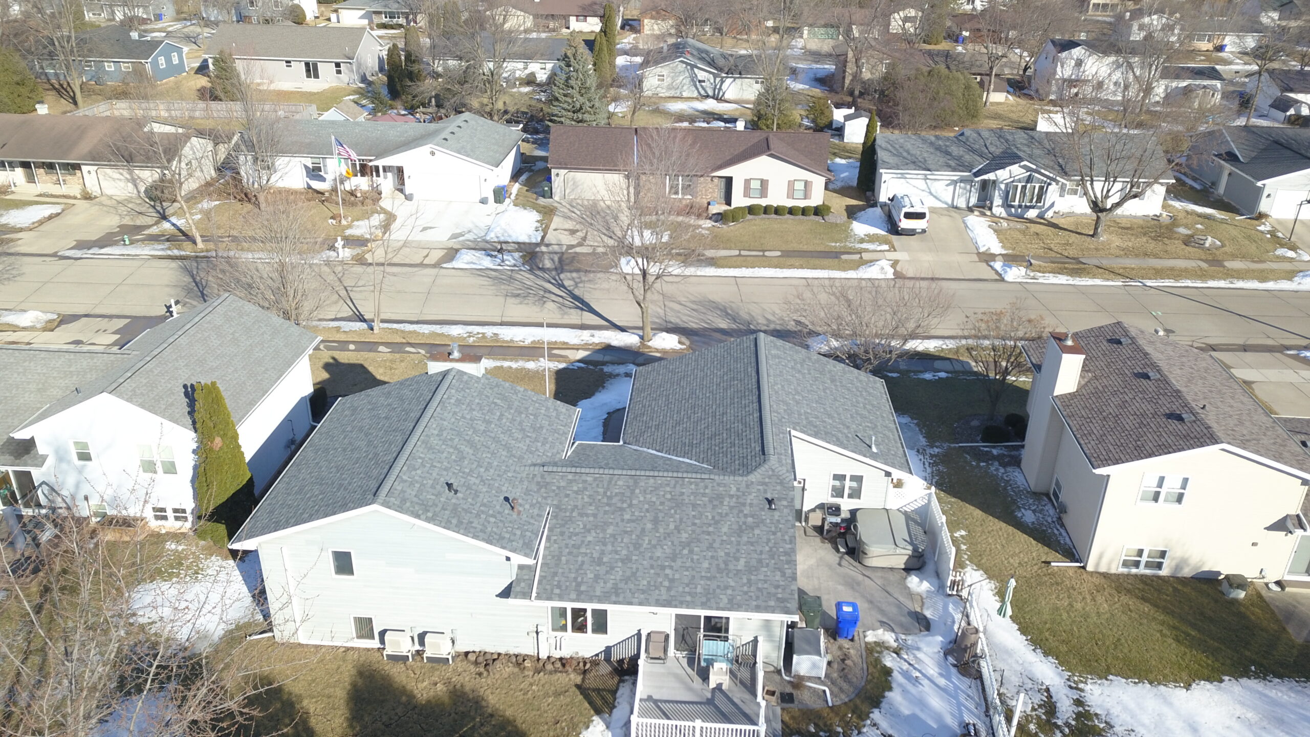 roof replacement kaukauna estate gray